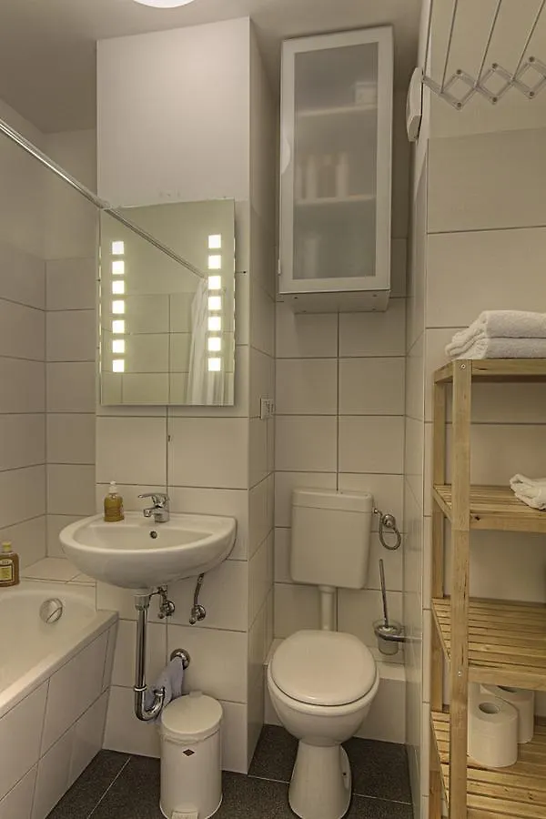 Rheinsbergerstr. 78 Nr. 2 Hotell Berlin 0*,  Tyskland